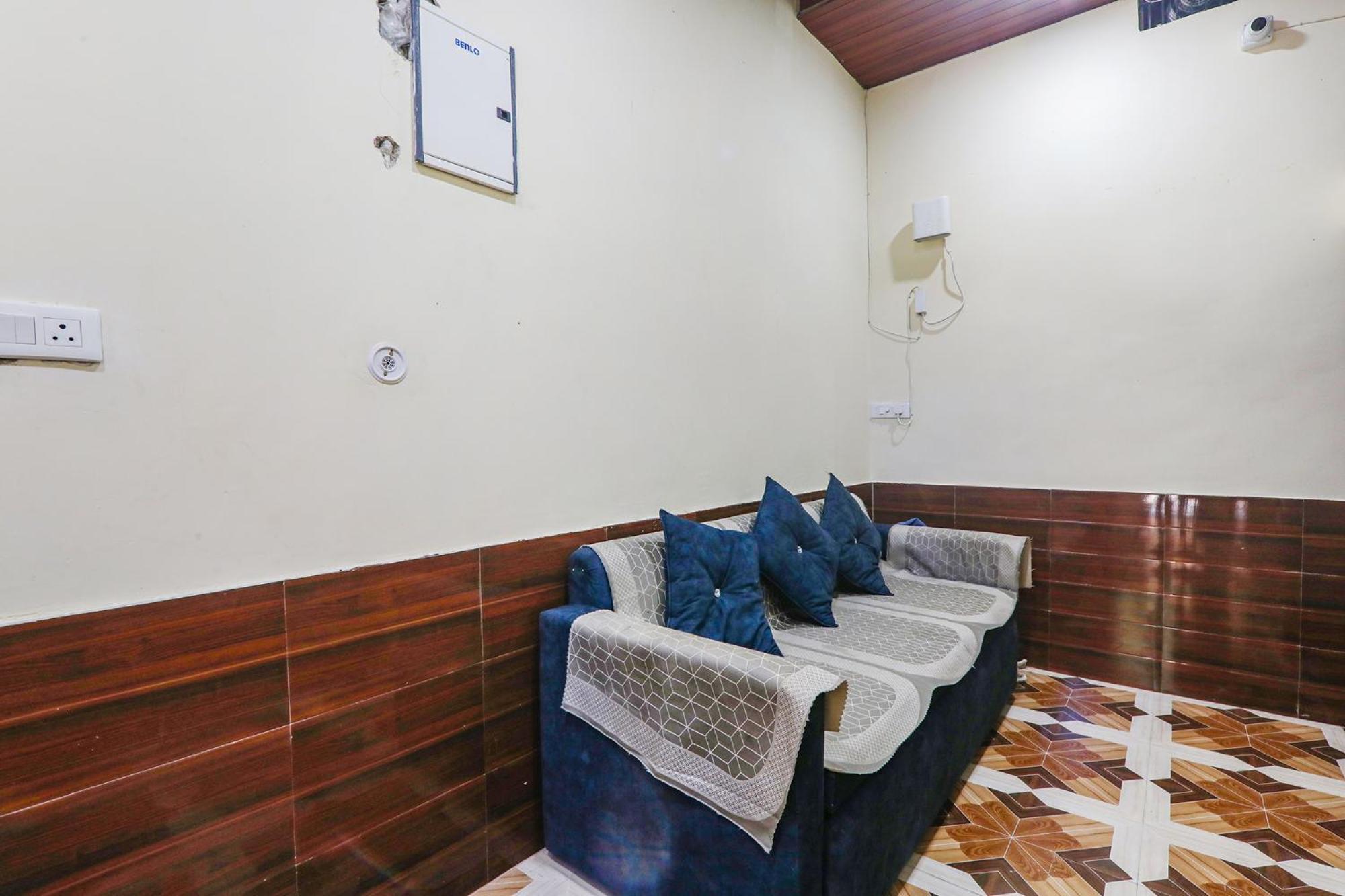 Fabhotel Uma Yugul Ayodhya Extérieur photo