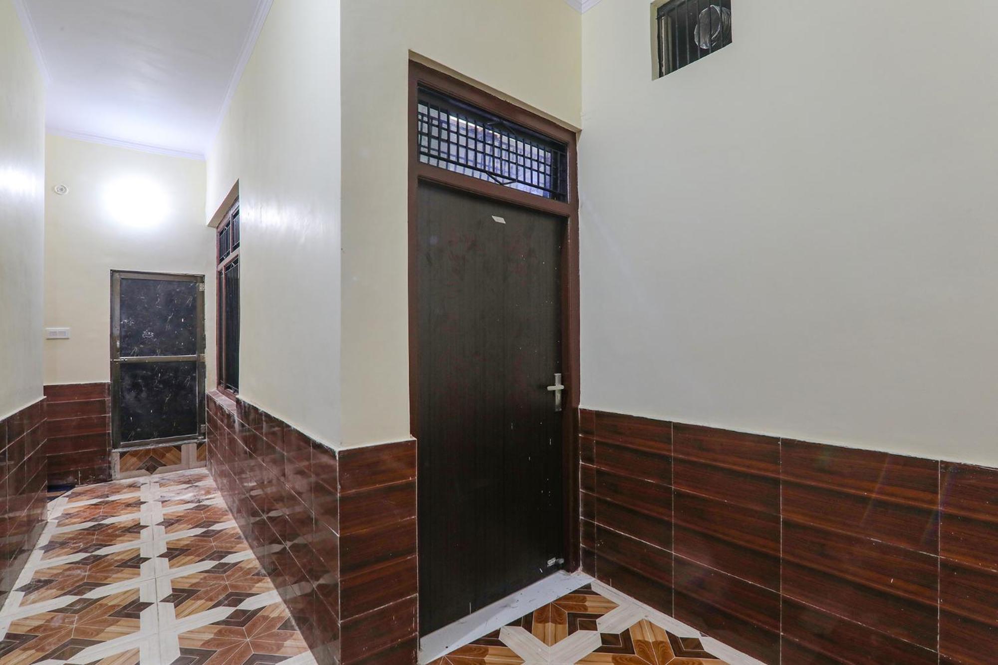 Fabhotel Uma Yugul Ayodhya Extérieur photo