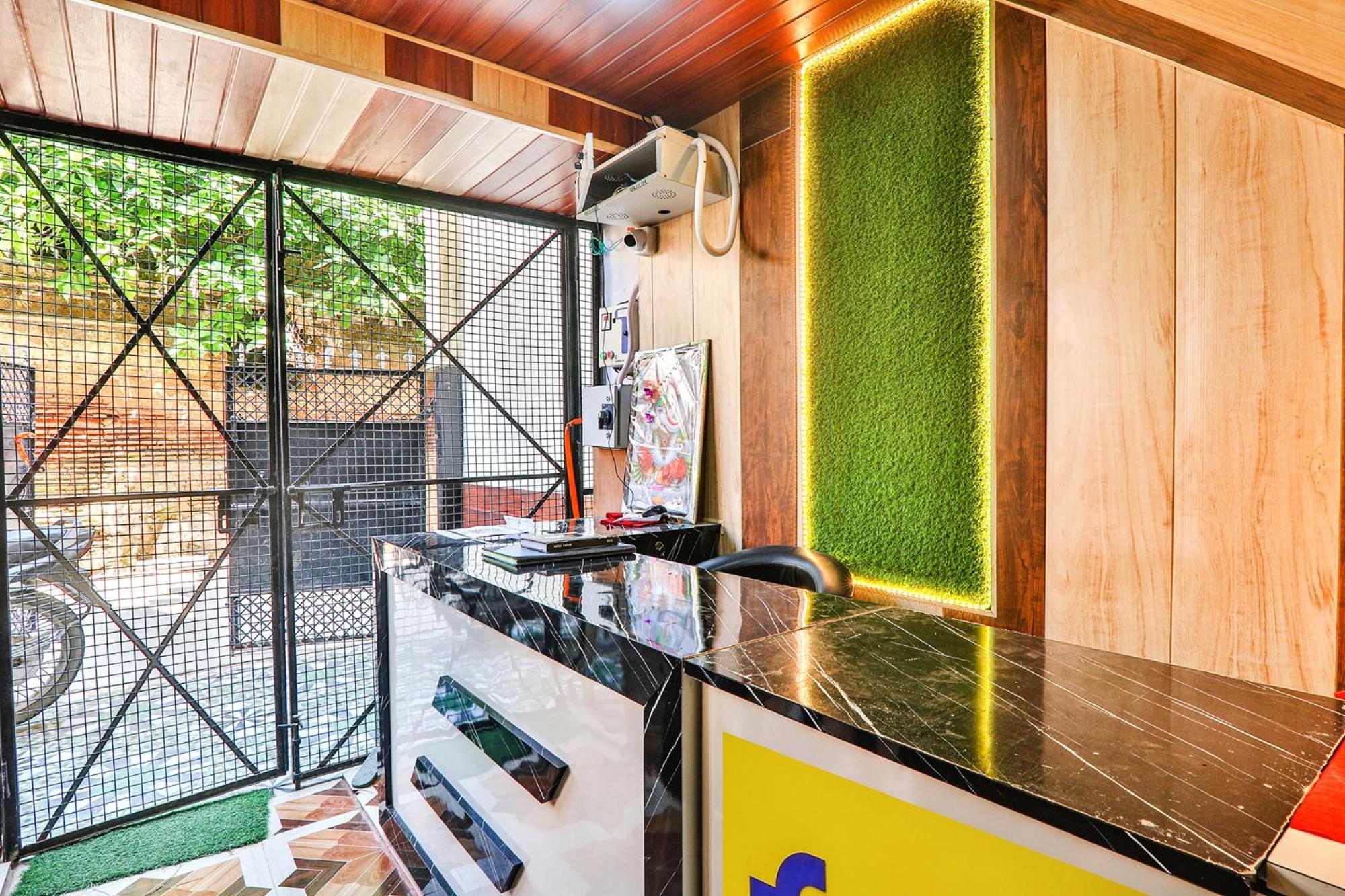 Fabhotel Uma Yugul Ayodhya Extérieur photo